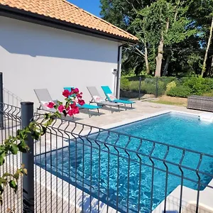 Maison Neuve Bord De Dordogne Villa Lanzac